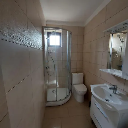 Simon Apartmanhaz
