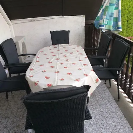 Apartment Simon Apartmanhaz